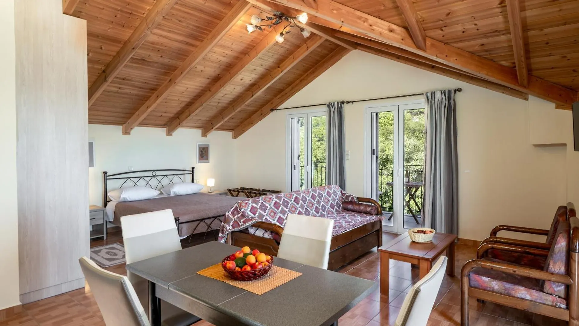 Maria'S Sea View Apartments Mousata