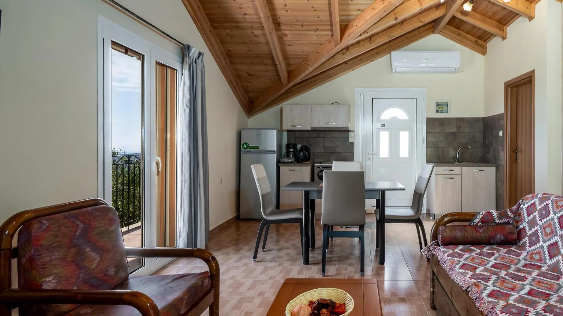 Maria'S Sea View Apartments Mousata 0*,  Greece
