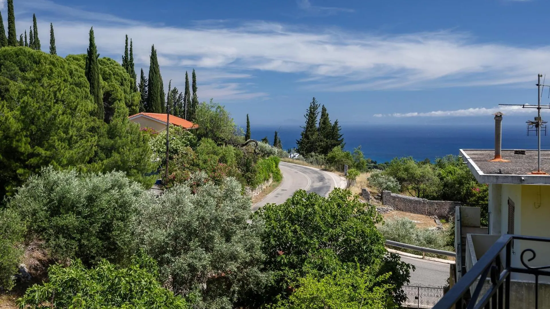 Maria'S Sea View Apartments Mousata 0*,  Greece