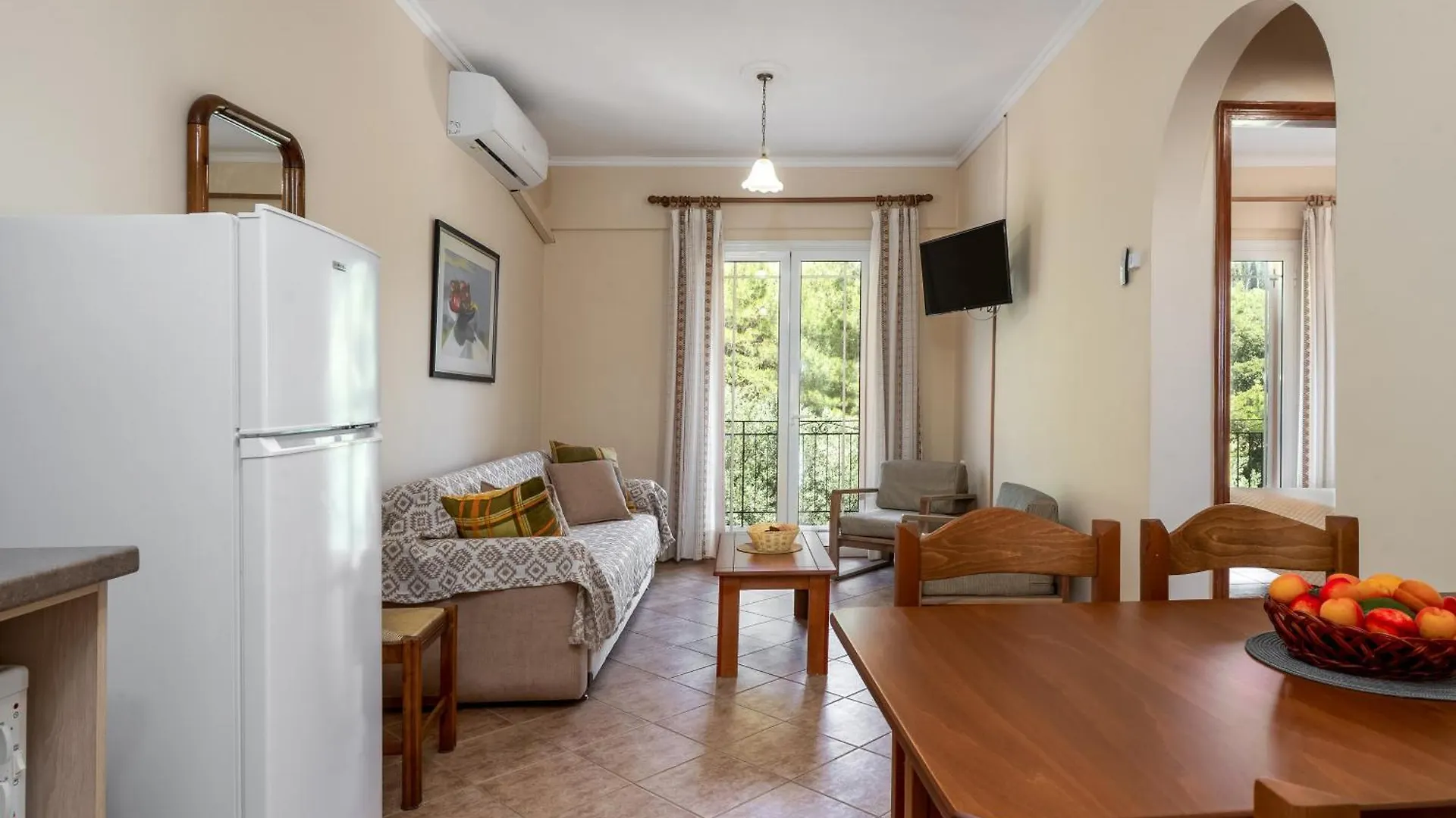 Maria'S Sea View Apartments Mousata